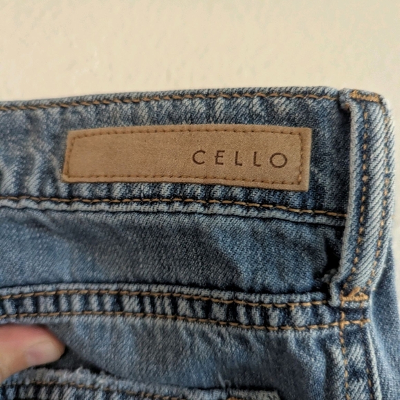 Cello Blue Jeans Wide Leg Cropped Women's Size 11 100% Cotton Raw Hem Bohemian - Picture 9 of 10